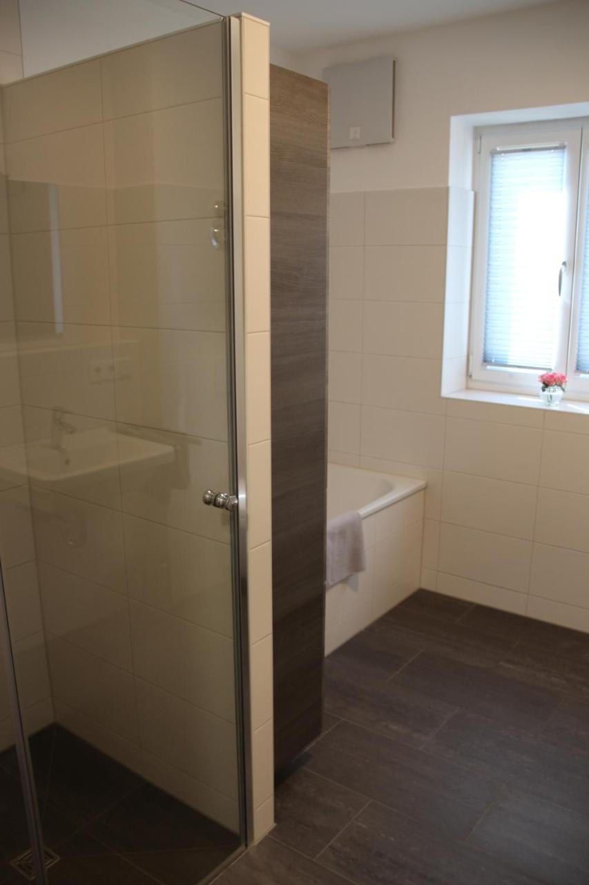 Chiemsee-Edelweiss Ferienwohnung Prien am Chiemsee Eksteriør billede
